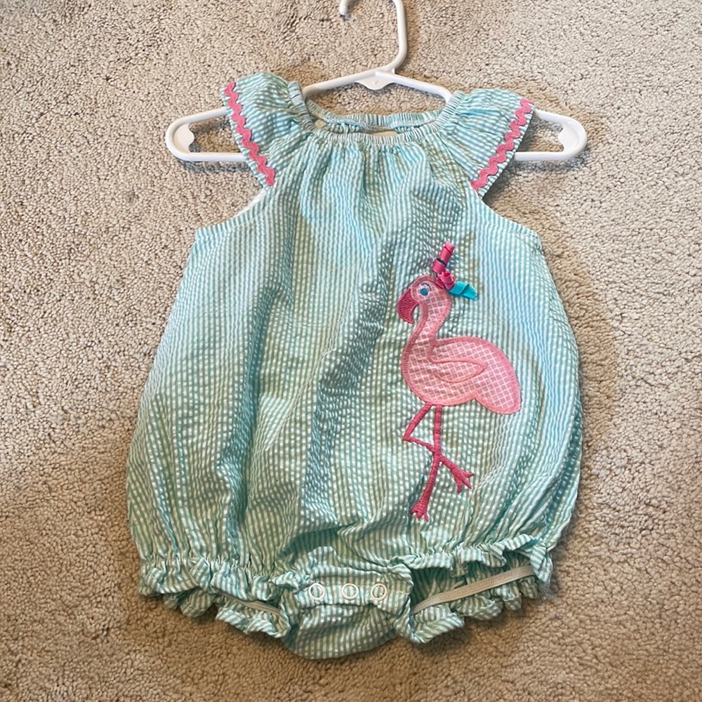 The Bailey Boys flamingo bubble